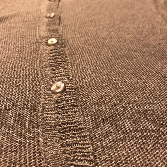 Button up - Picture 2 of 6